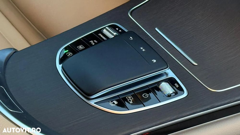 Mercedes-Benz GLC 200 d - 28