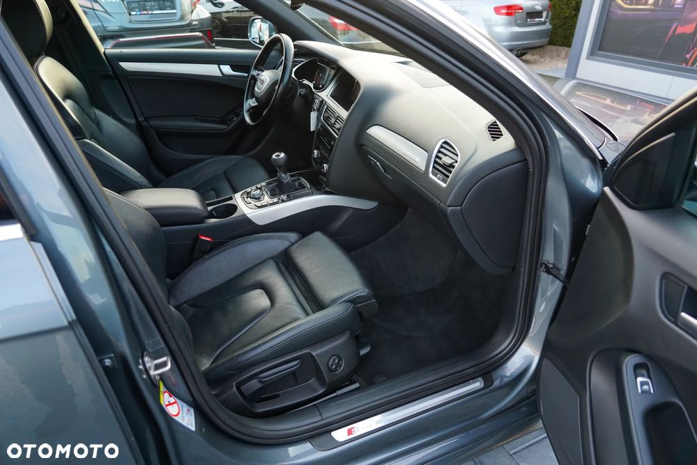 Audi A4 Avant 1.8 TFSI Ambiente - 28