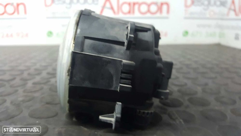 FAROL DE NEVOEIRO ESQUERDO RENAULT LAGUNA II (BG0) LUXE PRIVILEGE - 4