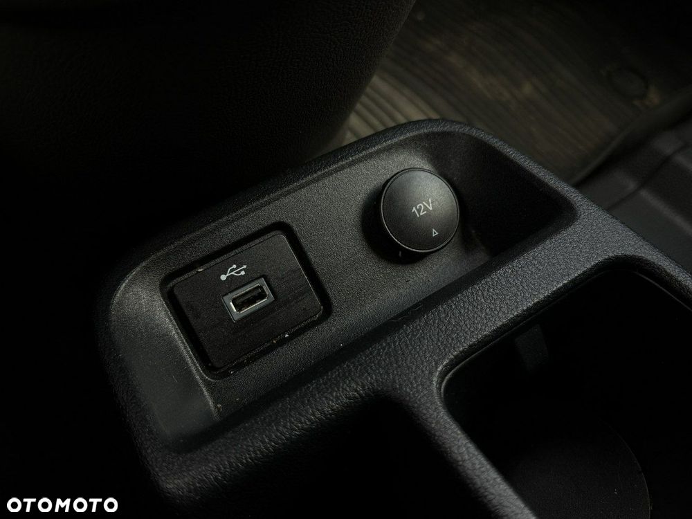 Ford Transit Connect - 29