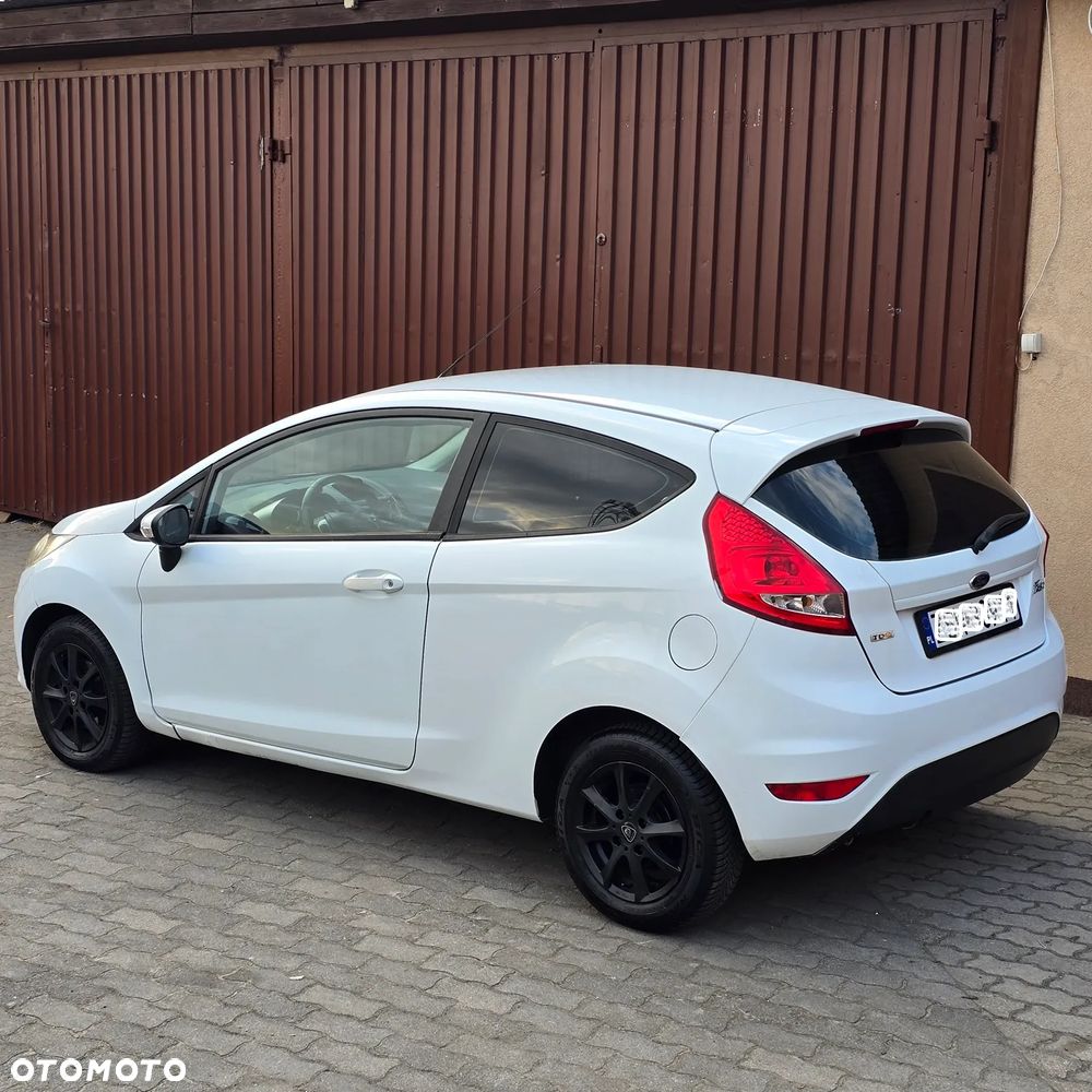 Ford FIESTA - 3