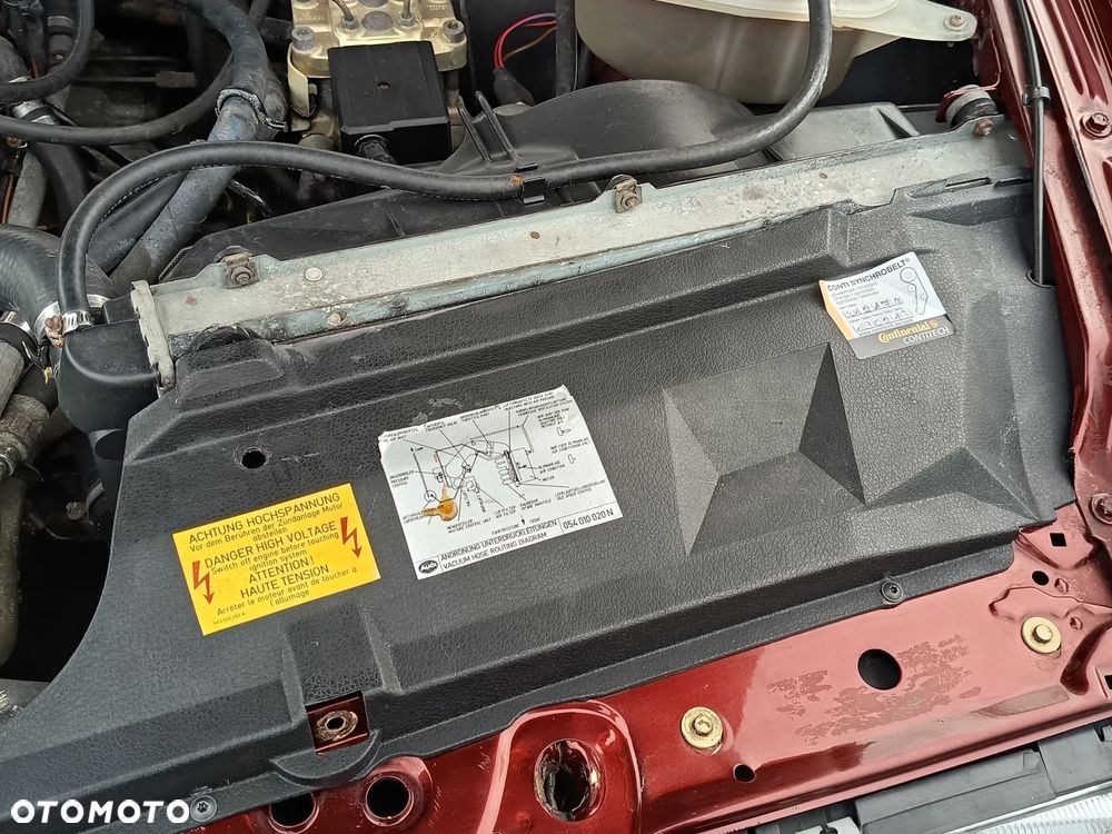 Audi 100 2.3 E - 34