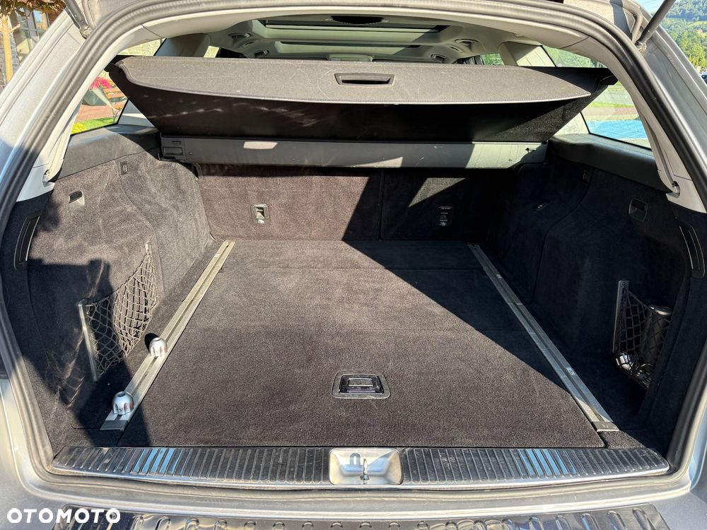 Mercedes-Benz Klasa E 220 CDI DPF BlueEFFICIENCY Automatik Avantgarde - 11