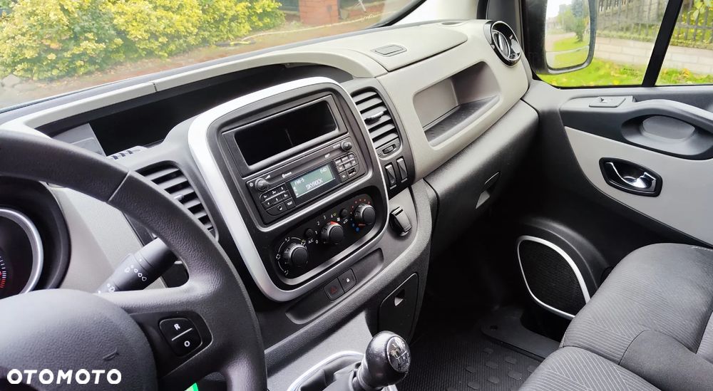 Renault Trafic - 14