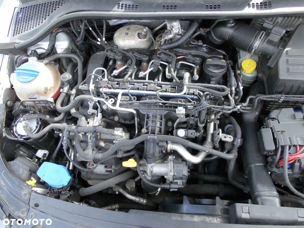 Skoda RAPID 1.6 TDI DPF Ambition - 28