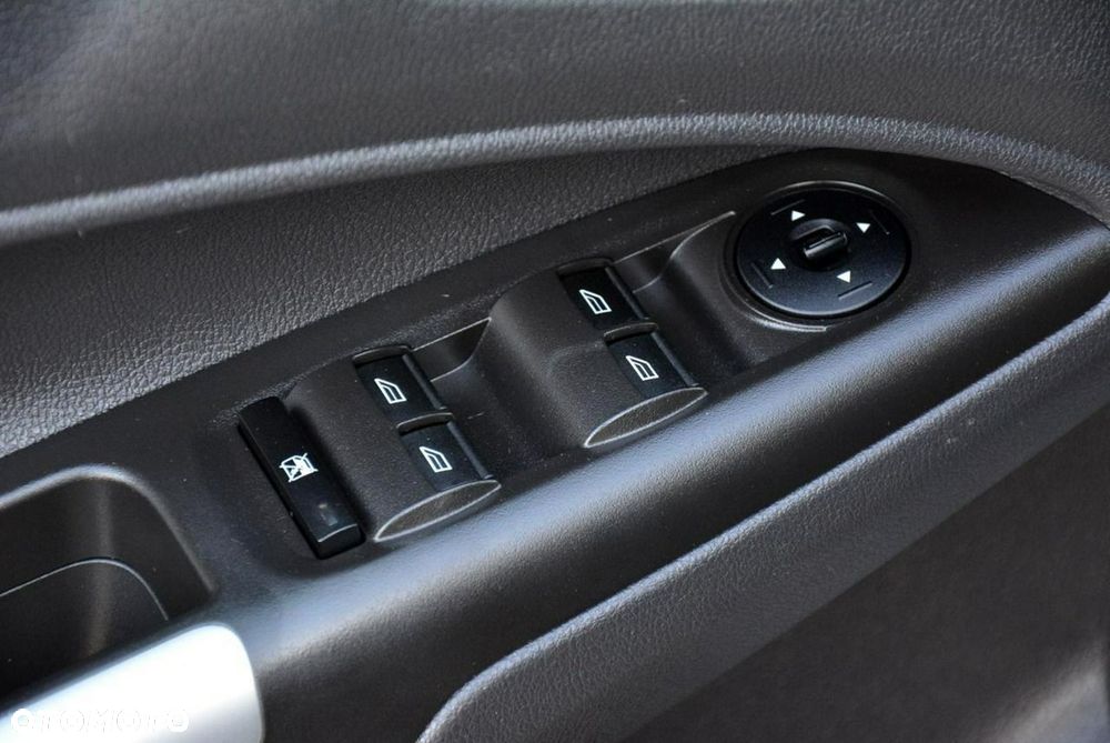Ford Tourneo Connect Grand - 31
