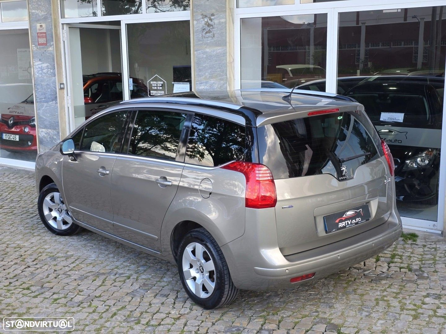 Peugeot 5008 1.6 BlueHDi Allure J17 - 2