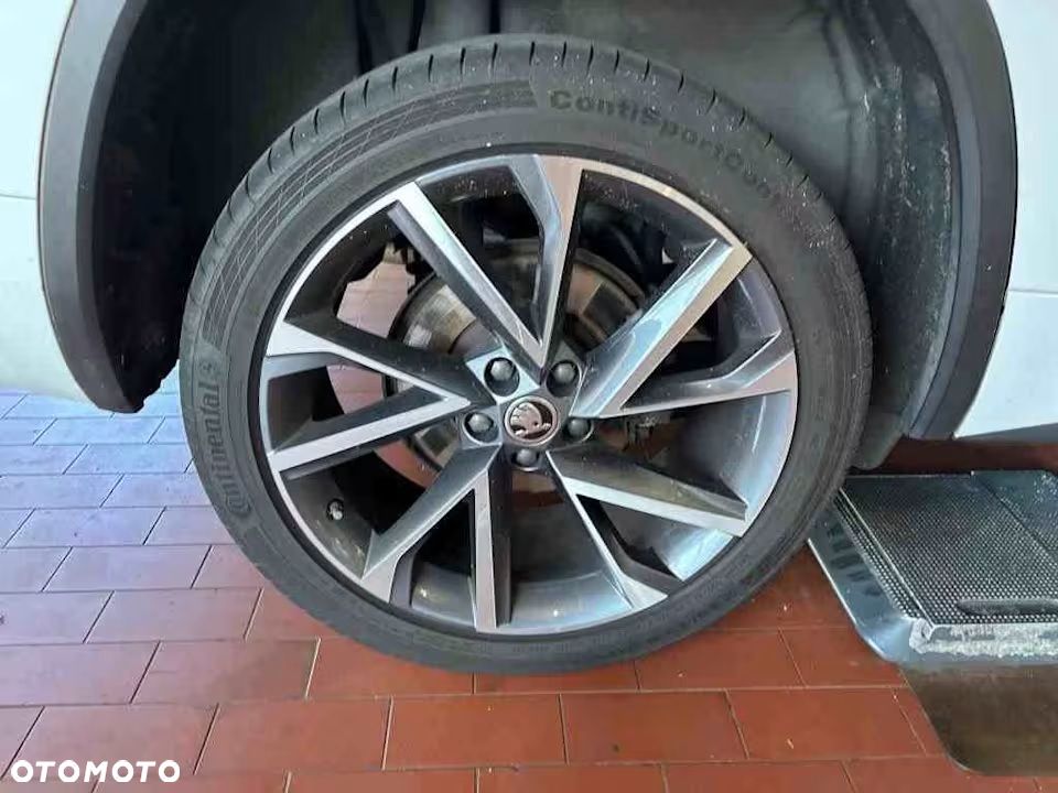 Skoda Kodiaq 2.0 TDI 4x4 DSG Sportline - 6