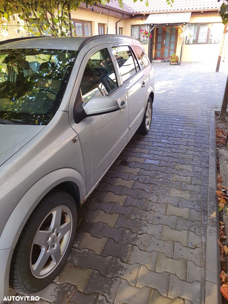 Opel Astra - 4