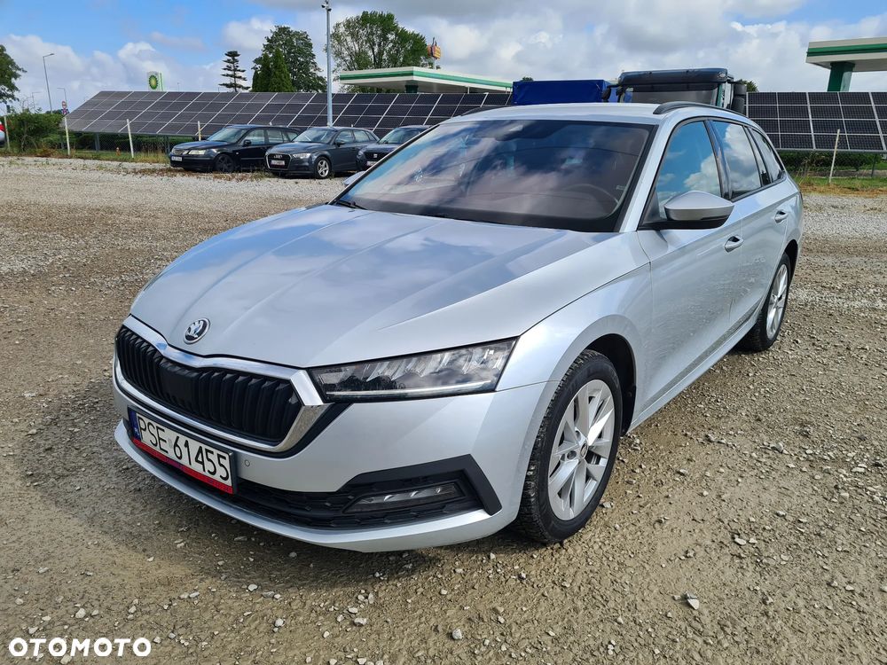 Skoda Octavia - 2