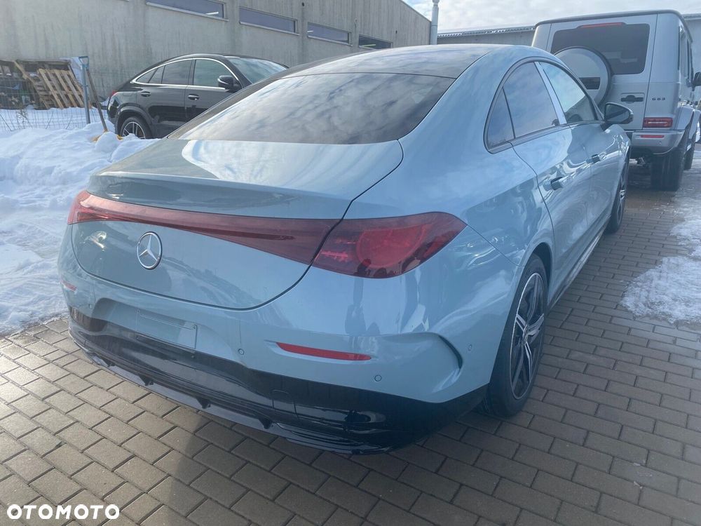 Mercedes-Benz CLA - 4