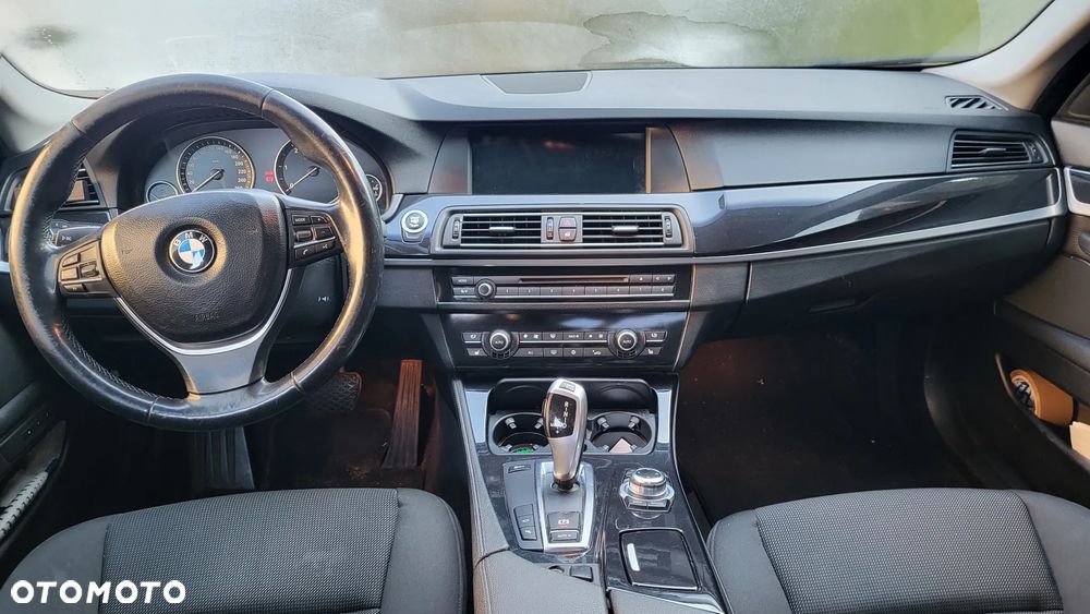 BMW Seria 5 520d - 4