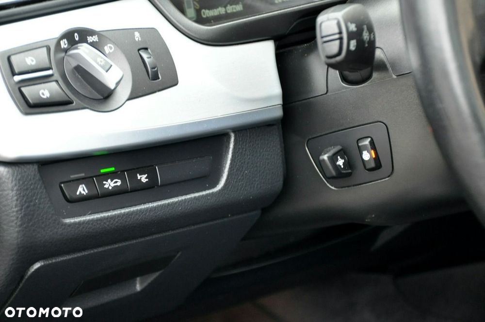 BMW Seria 5 - 38