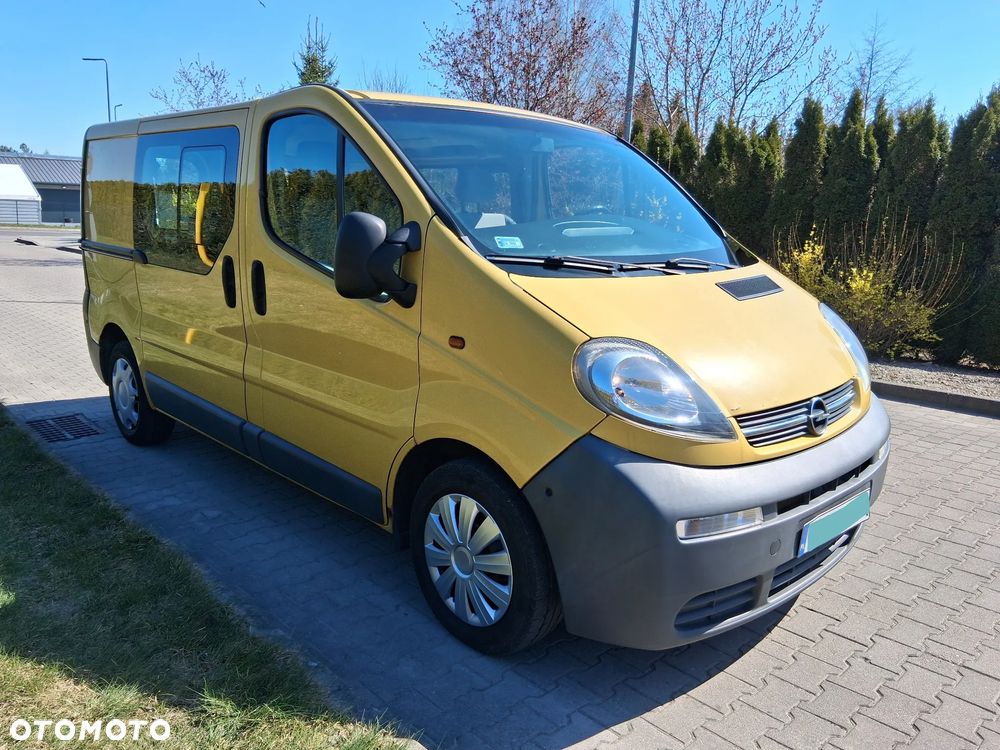 Opel Vivaro - 2