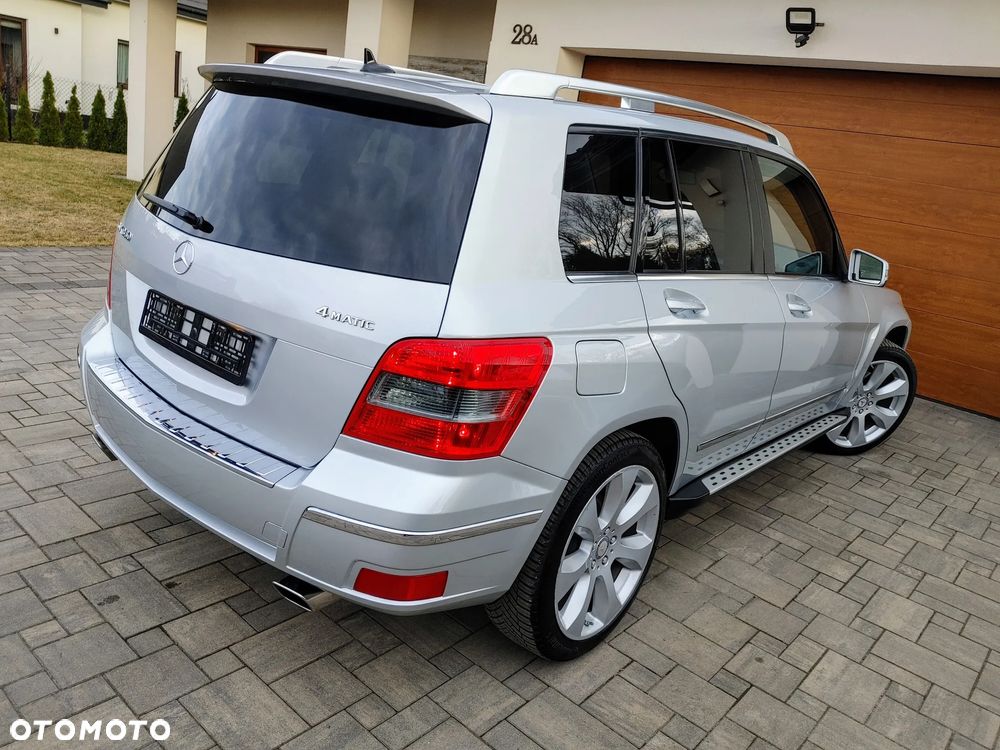 Mercedes-Benz GLK 350 4Matic 7G-TRONIC - 26