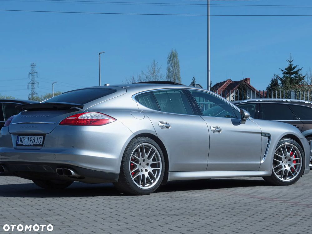 Porsche Panamera Turbo S PDK - 37