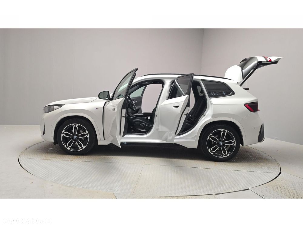 BMW X1 - 10