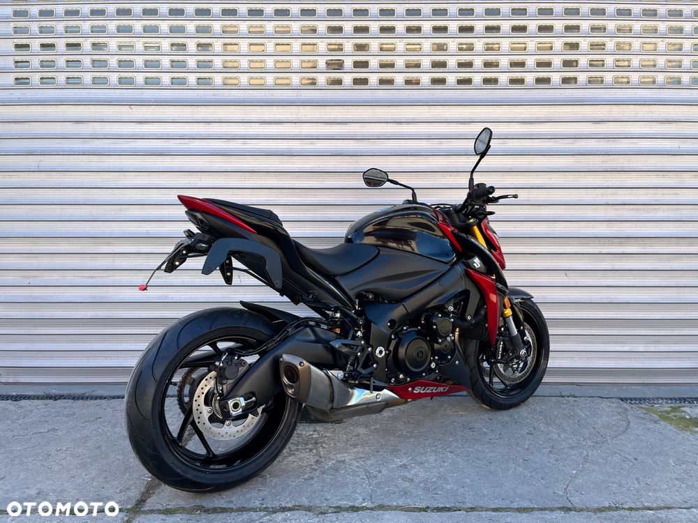 Suzuki GSX 1000 - 8
