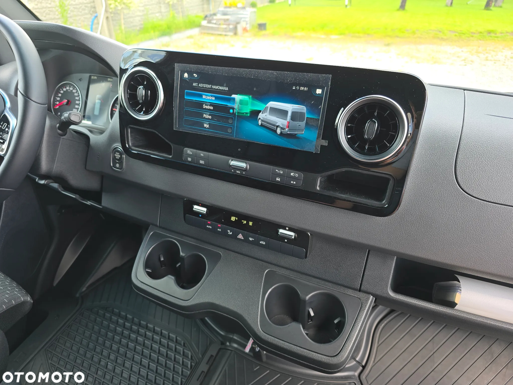 Mercedes-Benz SPRINTER 319 3.0 190KM NOWY BEZ PRZEBIEGU BOGATA OPCJA WYPOSAŻENIA SALON PL NOWY NOWY NOWY - 33