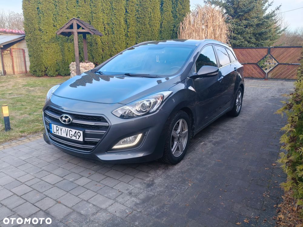 Hyundai i30 1.6 GDI Comfort - 1