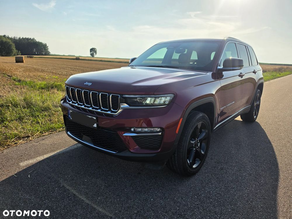Jeep Grand Cherokee - 16