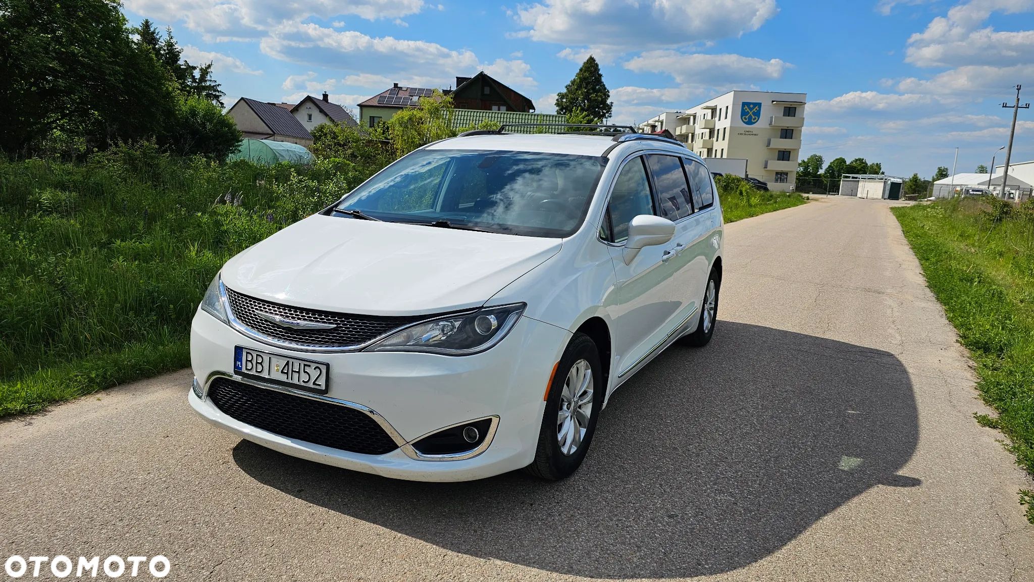 Chrysler Pacifica - 1