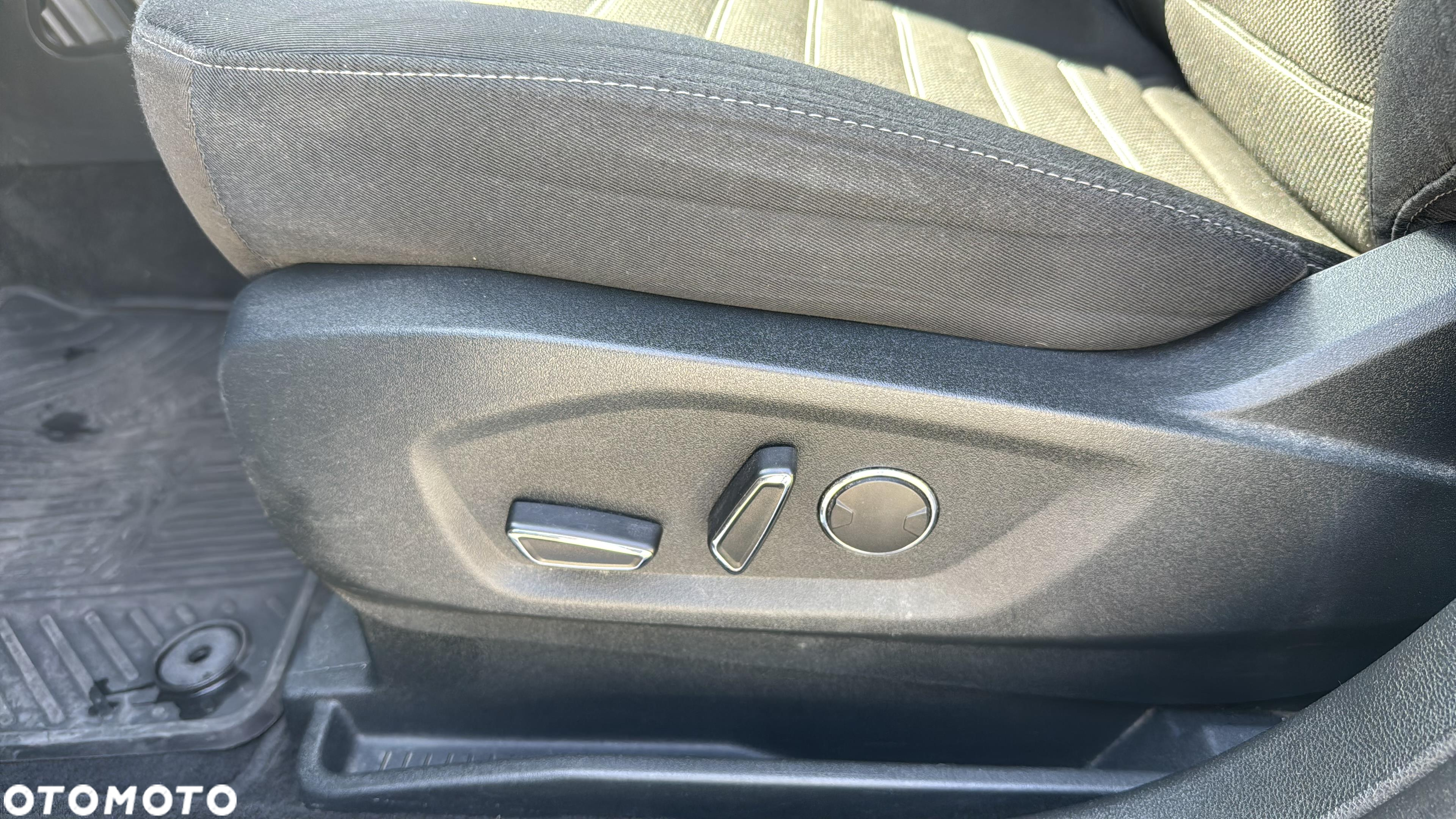 Ford Galaxy 2.0 EcoBlue Titanium - 13