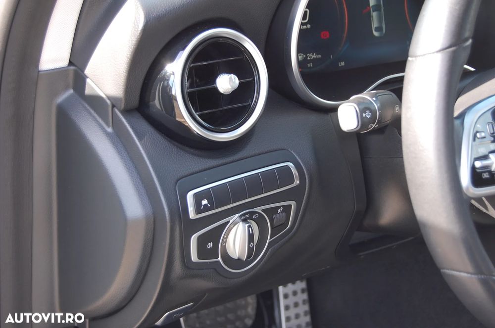 Mercedes-Benz C 220 d 4MATIC Aut - 12