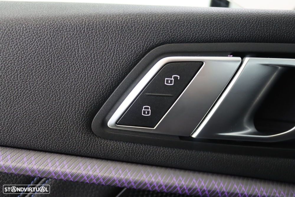 BMW 116 d Pack Desportivo M Auto - 18