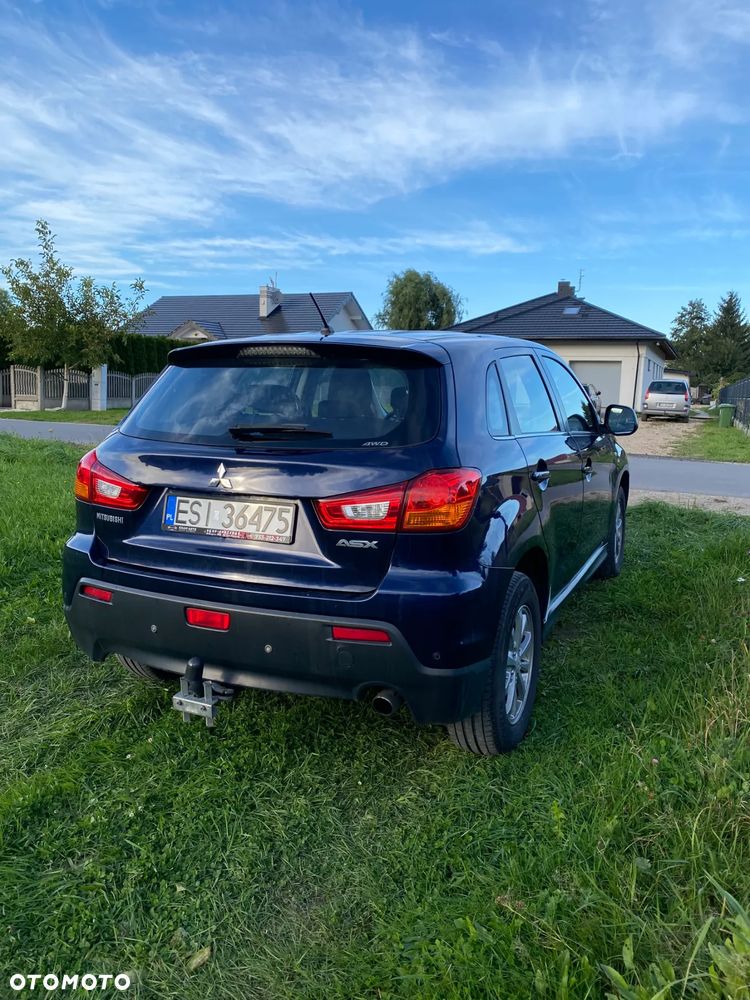 Mitsubishi ASX - 5