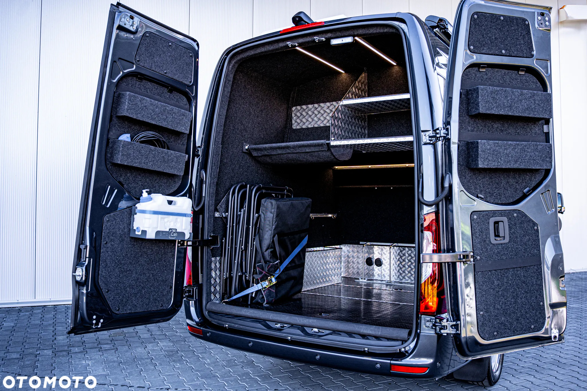 Mercedes-Benz Sprinter - 31