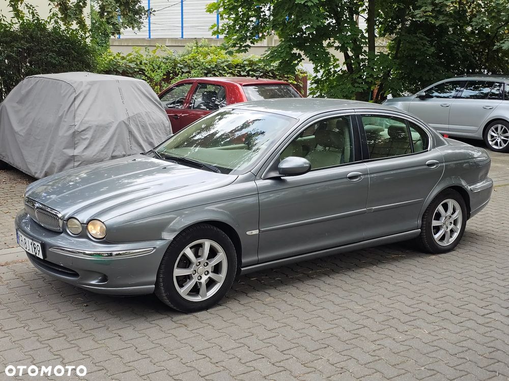 Jaguar X-Type 2.0 D High - 5