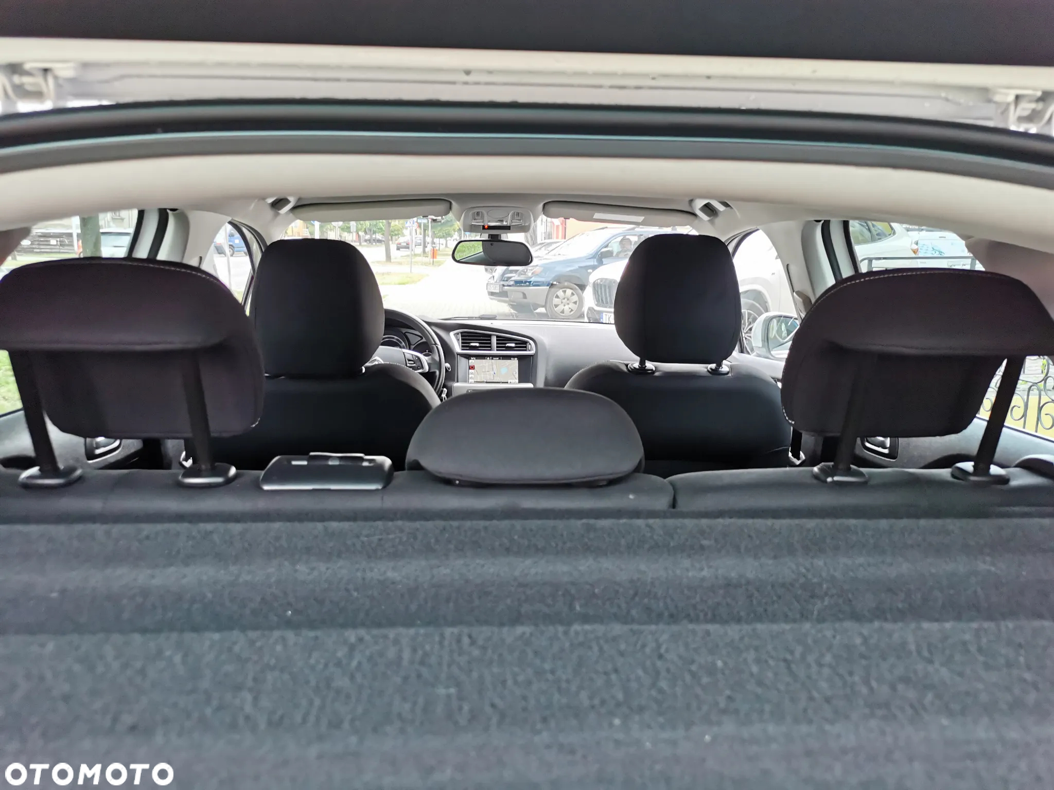 Citroën C4 PureTech 130 Stop&Start EAT8 FEEL - 10
