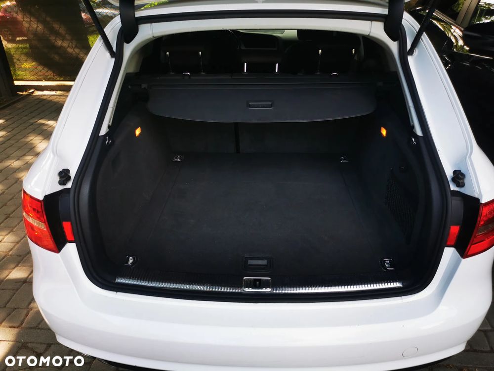 Audi A4 Avant 2.0 TDI DPF clean diesel Attraction - 26