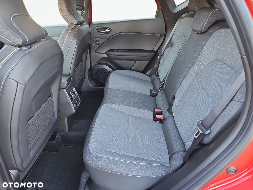 Renault Captur 1.3 TCe mHEV Techno - 17