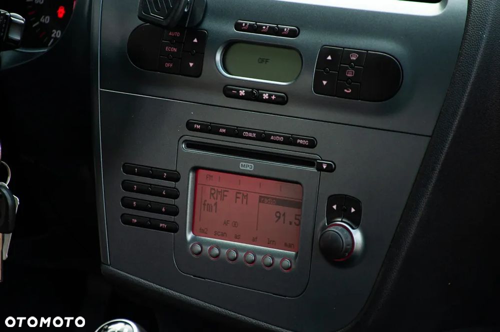 Seat Leon 1.6 Stylance - 24