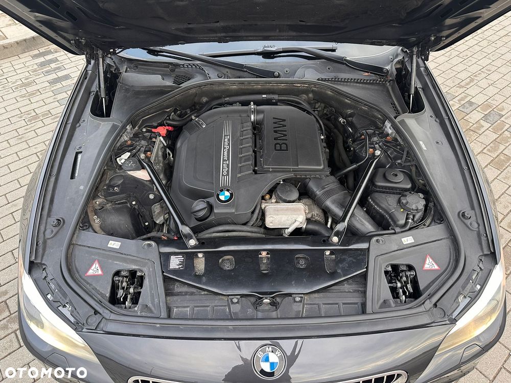 BMW Seria 5 535i xDrive Sport-Aut Modern Line - 36