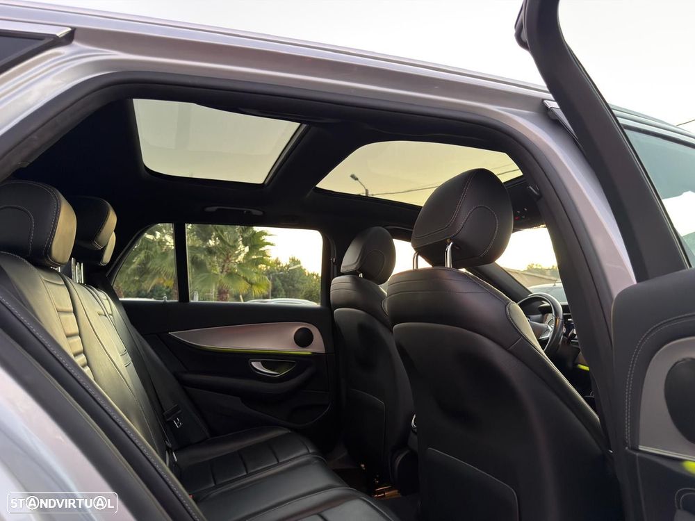 Mercedes-Benz E 220 d AMG - 17
