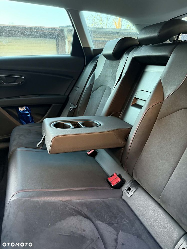 Seat Leon 2.0 TDI FR S&S DSG - 9