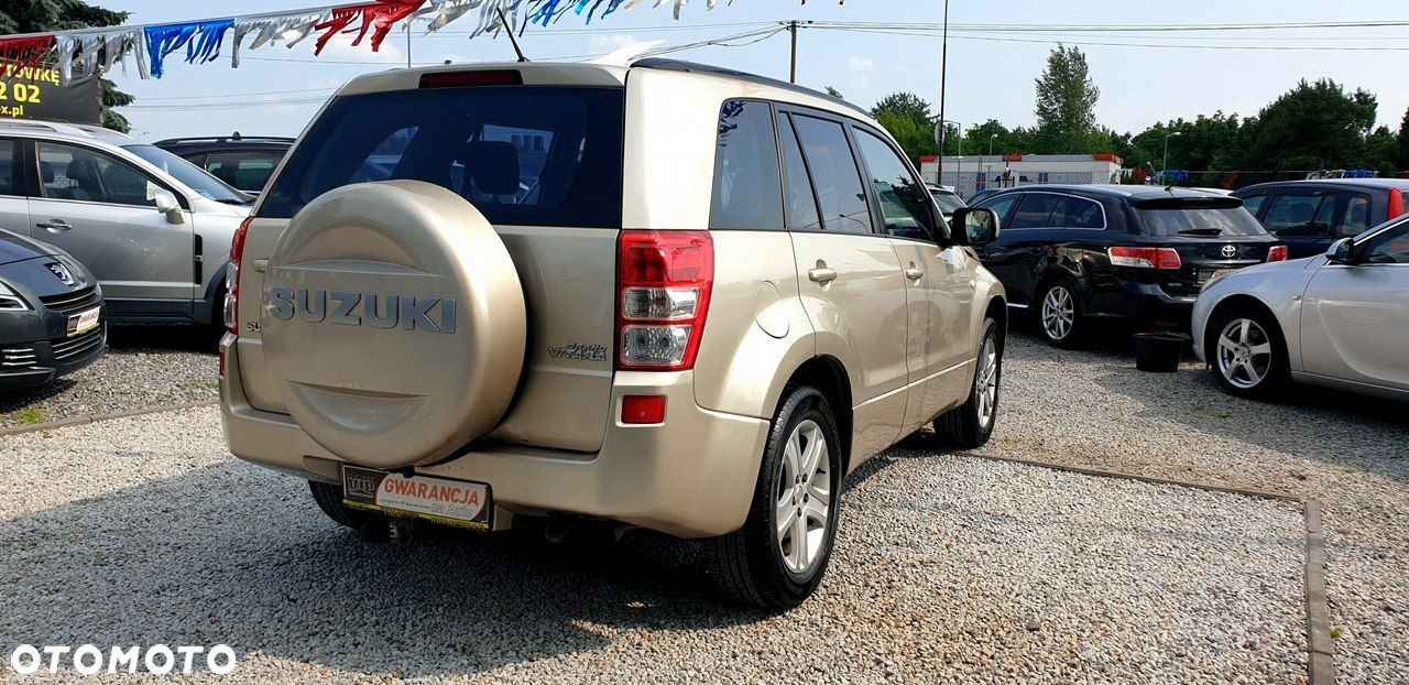 Suzuki Grand Vitara - 33
