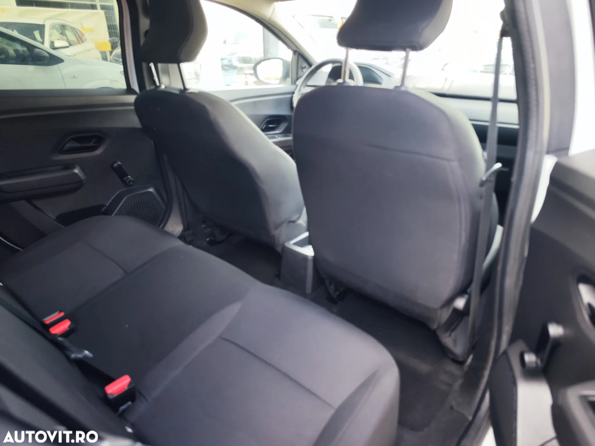 Dacia Logan - 12