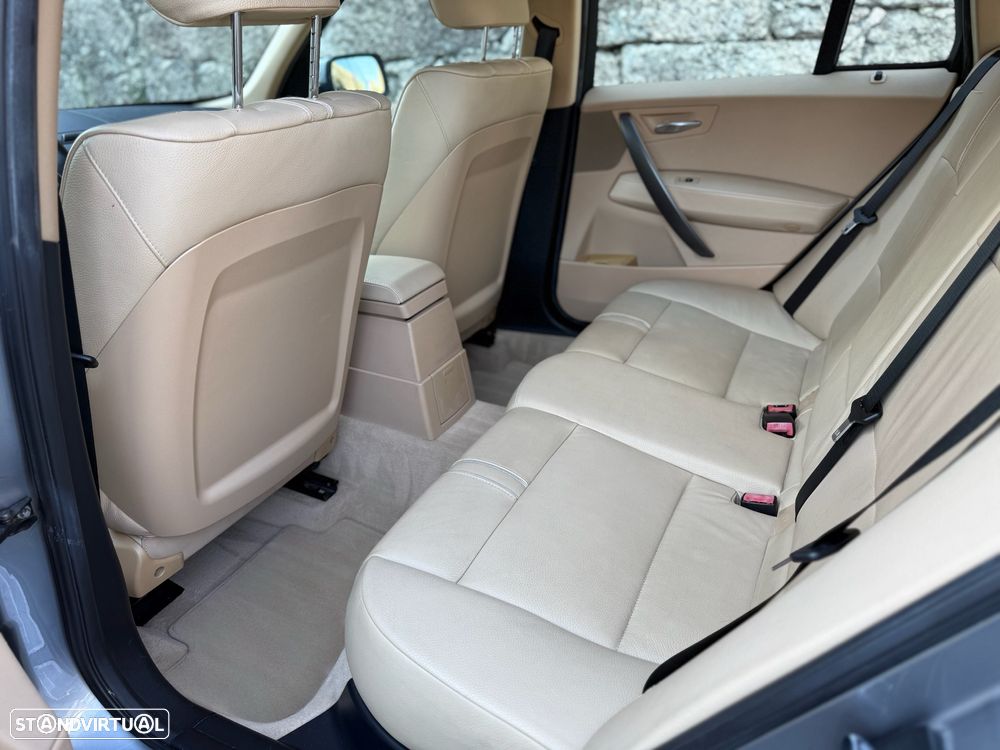 BMW X3 2.0 d LifeStyle - 19