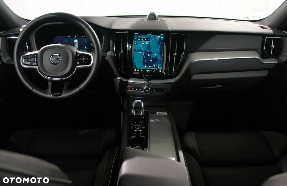 Volvo XC 60 B5 B AWD Ultimate Black Edition - 21