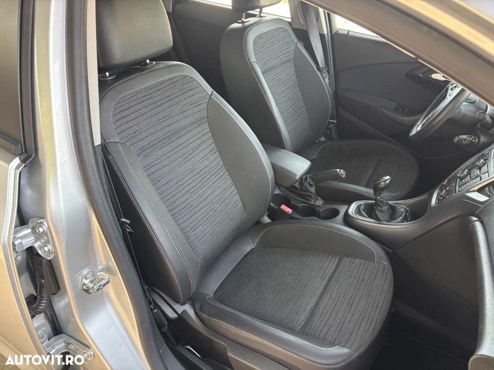 Opel Astra 1.6 TWINPORT ECOTEC Active - 30