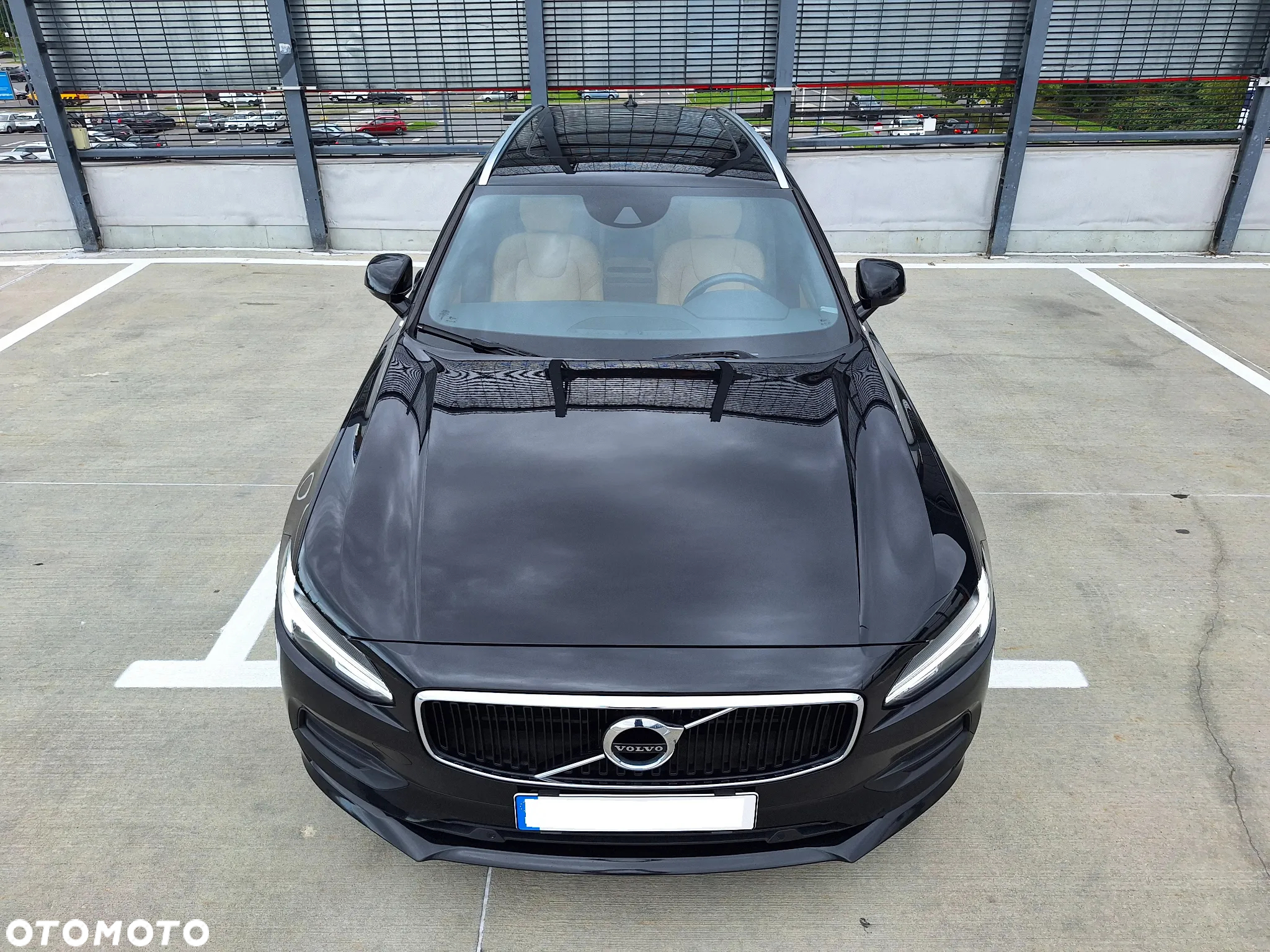 Volvo V90 D4 Momentum Pro - 5