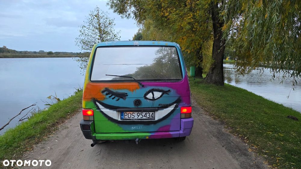 Volkswagen Transporter - 8