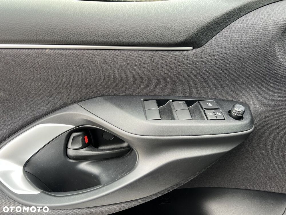 Toyota Yaris Hybrid 1.5 Comfort - 21