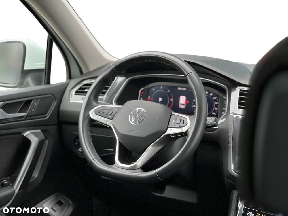 Volkswagen Tiguan Allspace 2.0 TDI 4Mot Elegance DSG - 25
