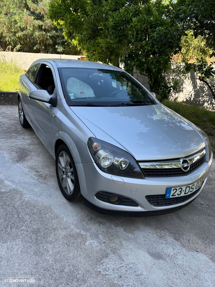 Opel Astra GTC 1.7 CDTI - 1