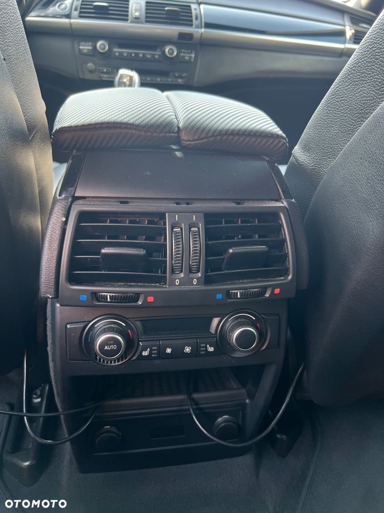 BMW X6 xDriveM50d - 23